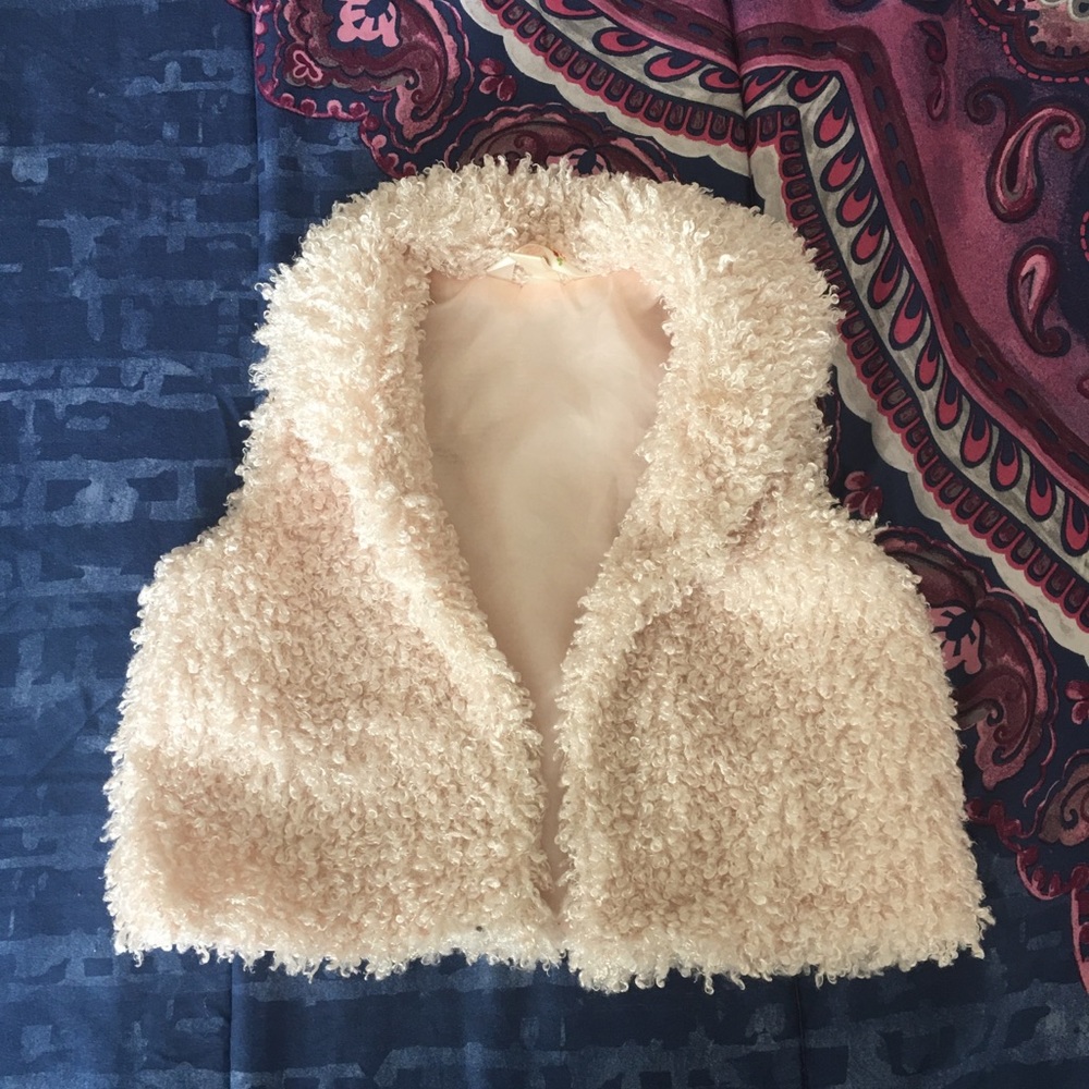 Fluffy 3T Vest